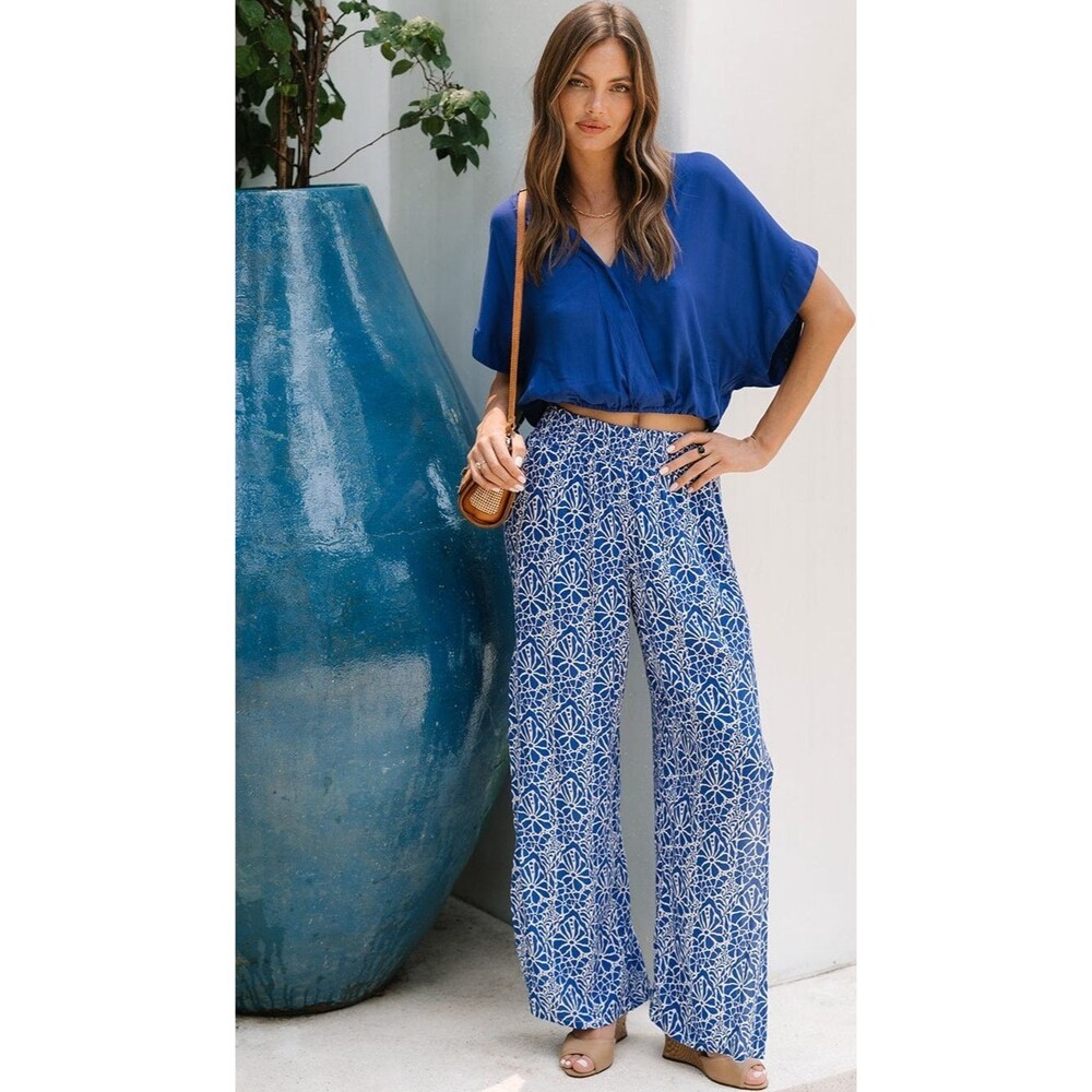 Khush Blue Floral Wide-Leg Rayon Pants Women’s Size L Side Slits Lightweight